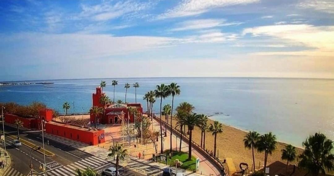 Benalbeach Casa Kito Costa 1ª Linea De Playa Benalmádena Eksteriør billede
